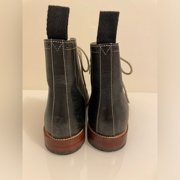 Grenson Women’s Ella Brogue Ankle Boot Size 8 in light black - Picture 3 of 6